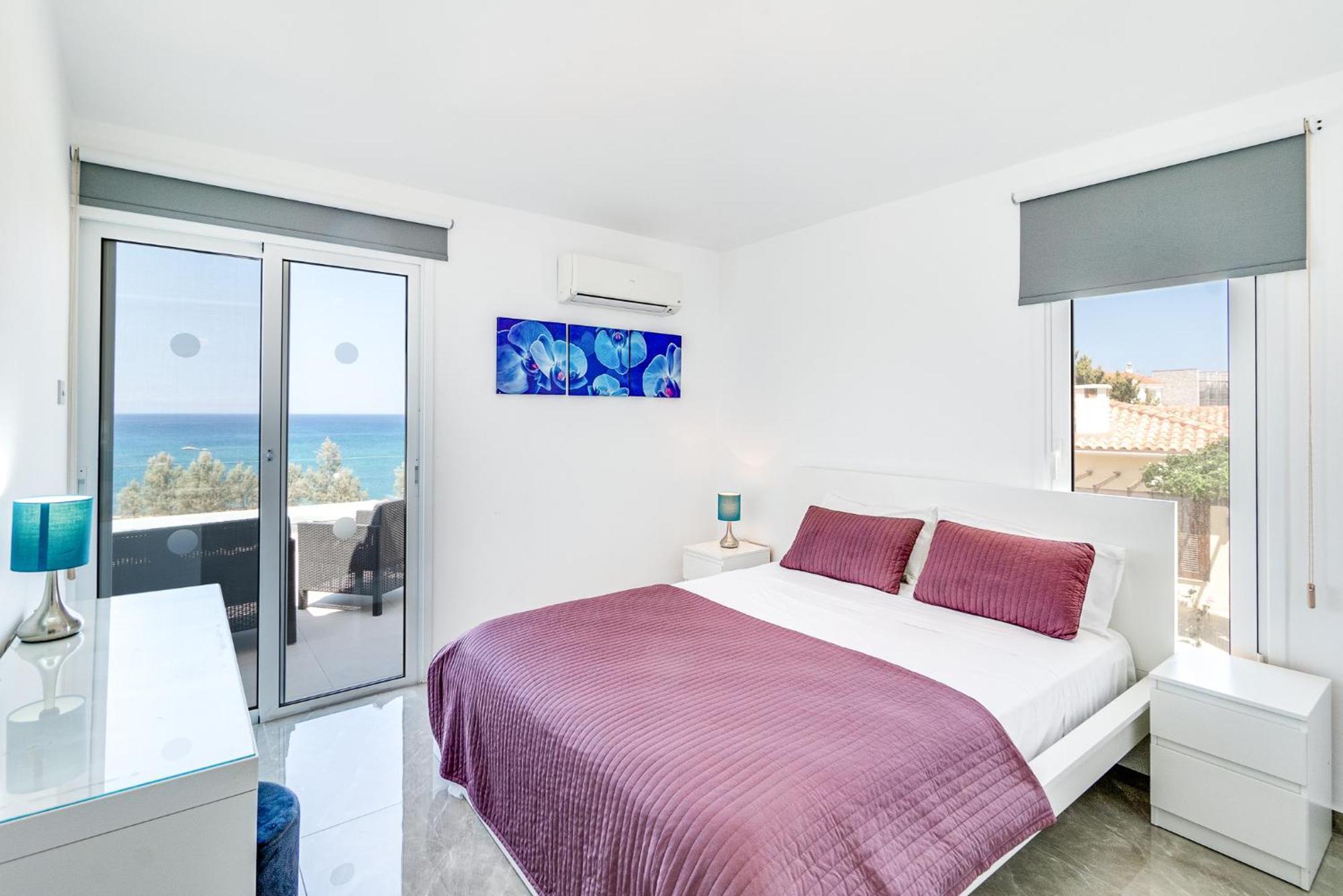 Beach Front Aqua Marina By Ezoria Villas Paralimni Exterior foto
